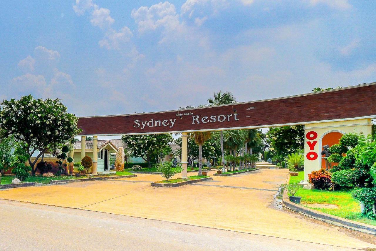 Oyo 926 Sydney Resort Suphan Buri Dış mekan fotoğraf